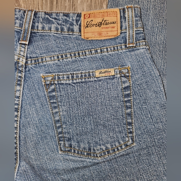 Levi Strauss stretch midrise bootcut jeans size 6 medium - Picture 5 of 9